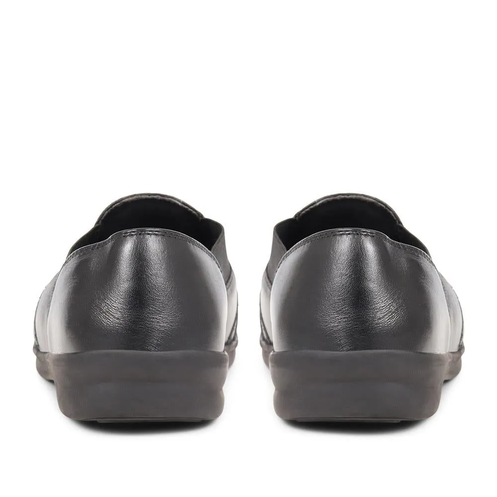 Extra Wide Fit Slip On Shoes - LILIANNE / 323 994