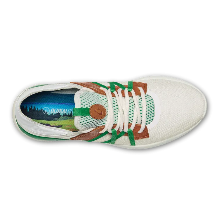 Manele Men's Breathable Golf Shoe in White and Bamboo