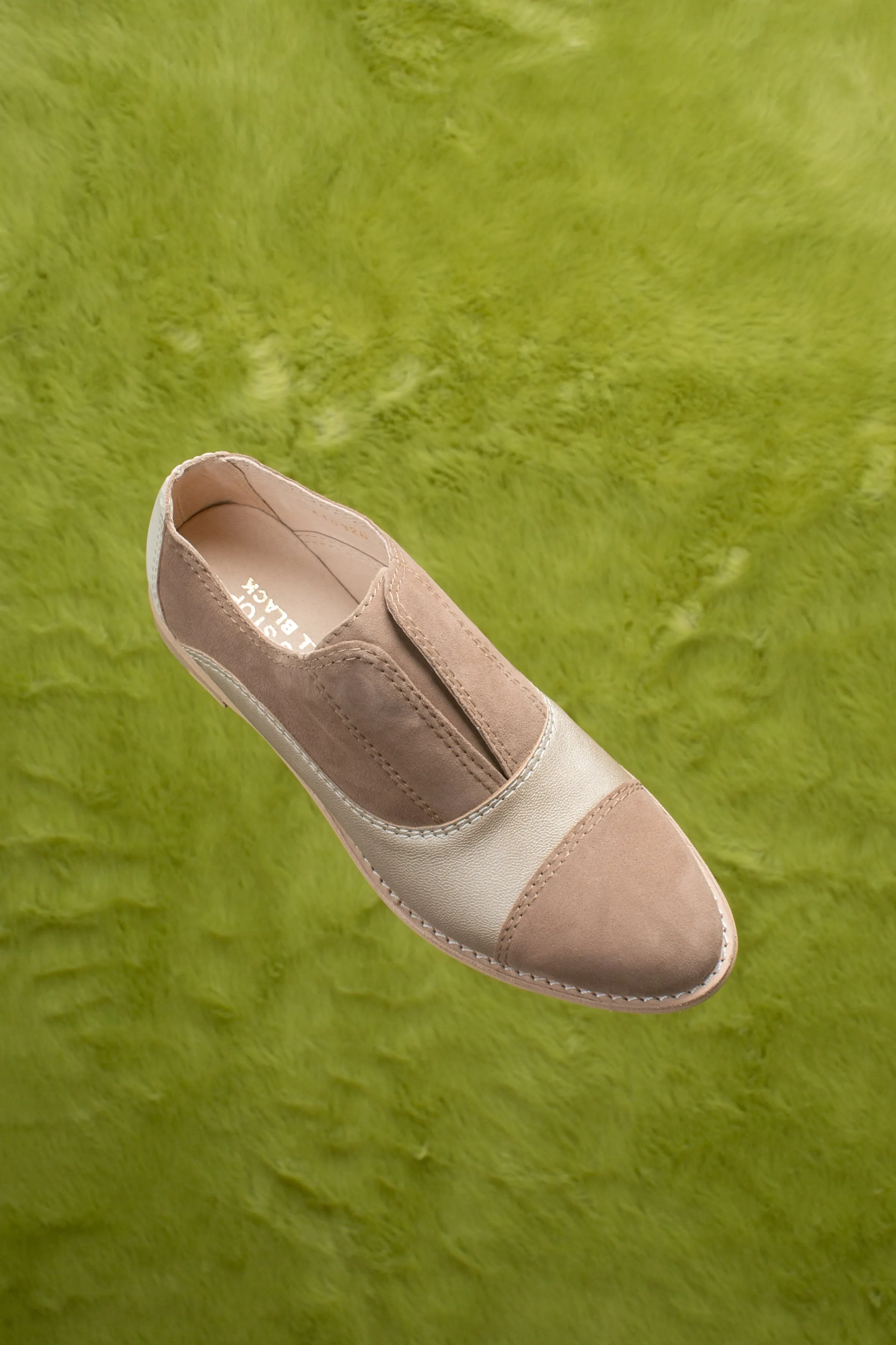 NOISETTE Beige Suede Oxfords