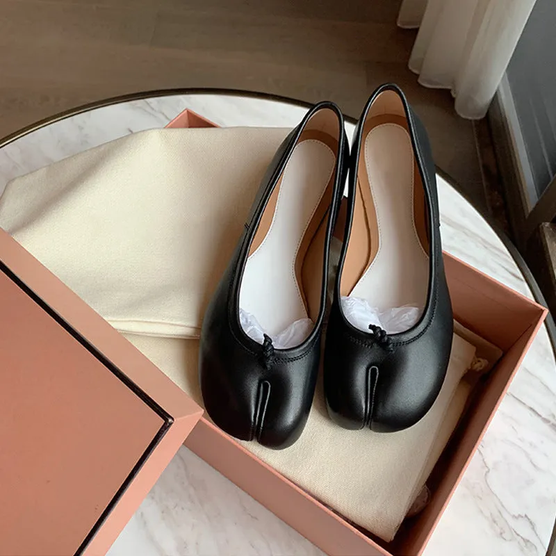 Stylish Tabi Pumps