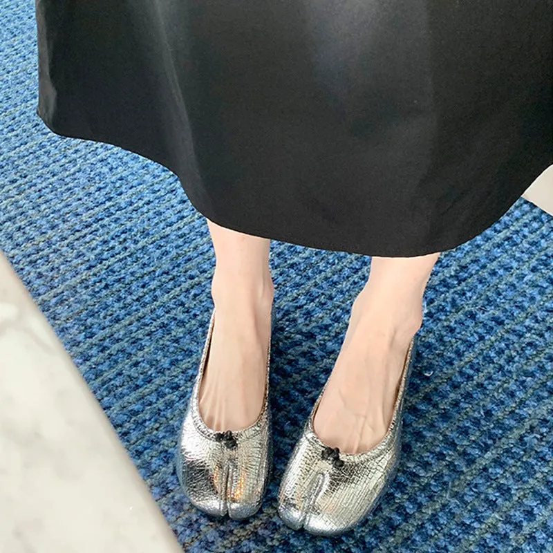 Stylish Tabi Pumps