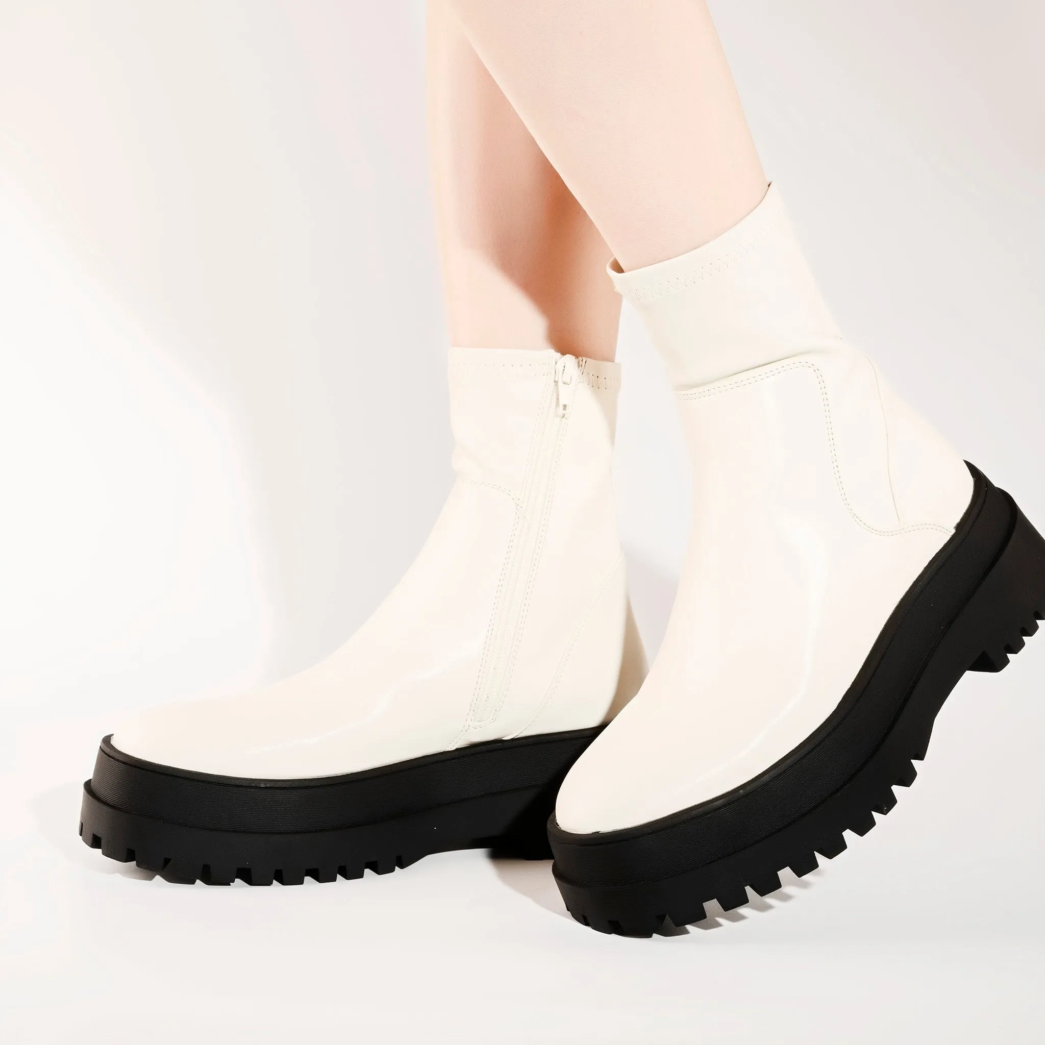 Tessa Cream Chunky Chain Detail Ankle Boots