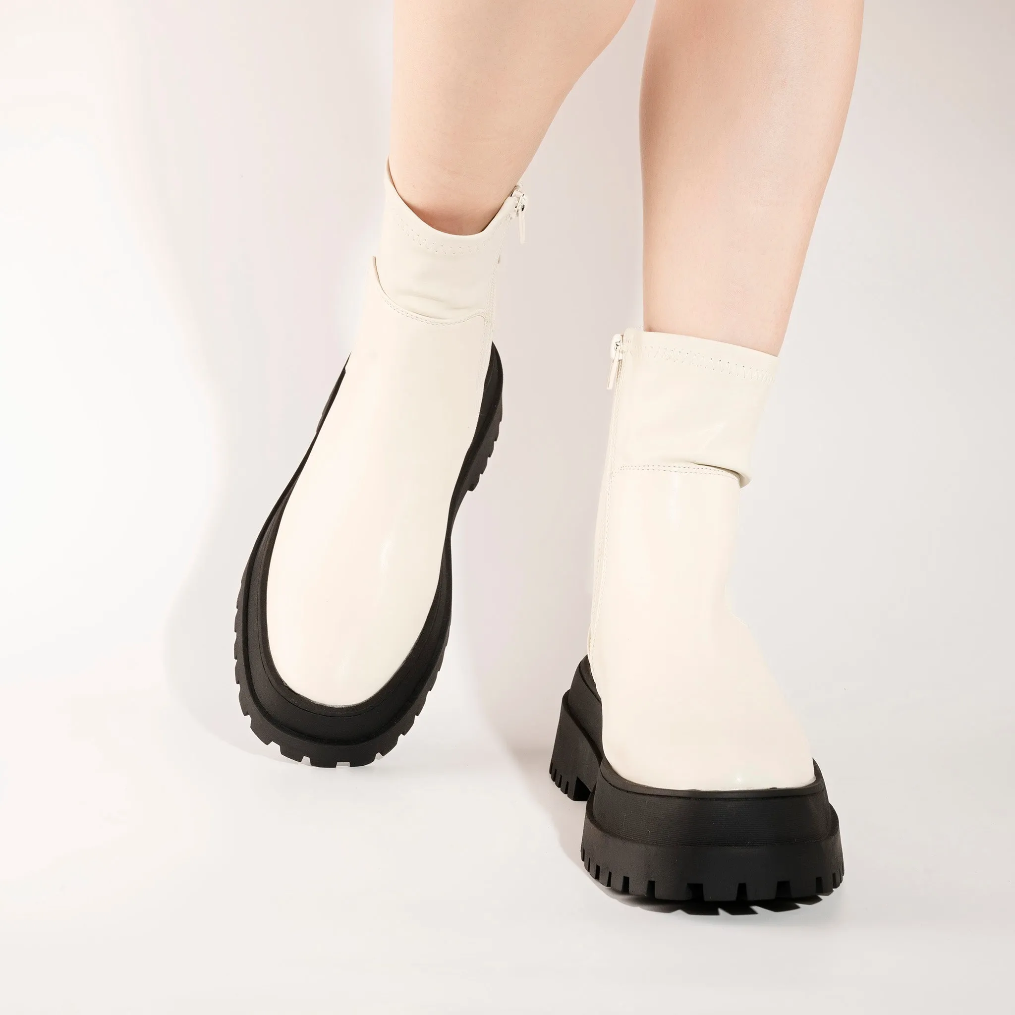 Tessa Cream Chunky Chain Detail Ankle Boots