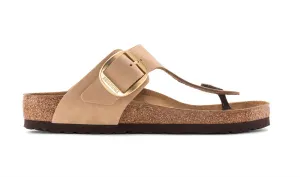 WOMEN'S BIRKENSTOCK GIZEH BIG BUCKLE SANDAL | SANDCASTLE NUBUCK LEATHER